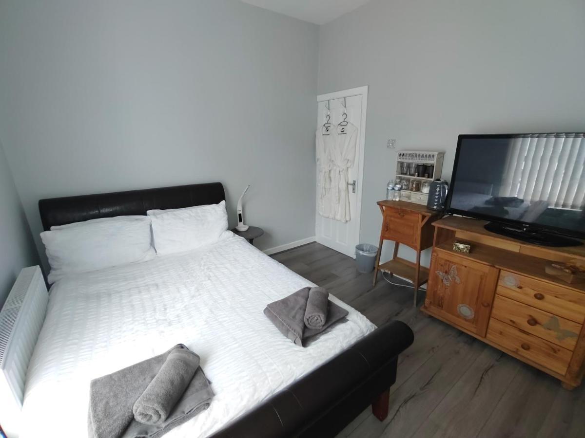 Double Close To Efc Lfc Centre Homestay Liverpool